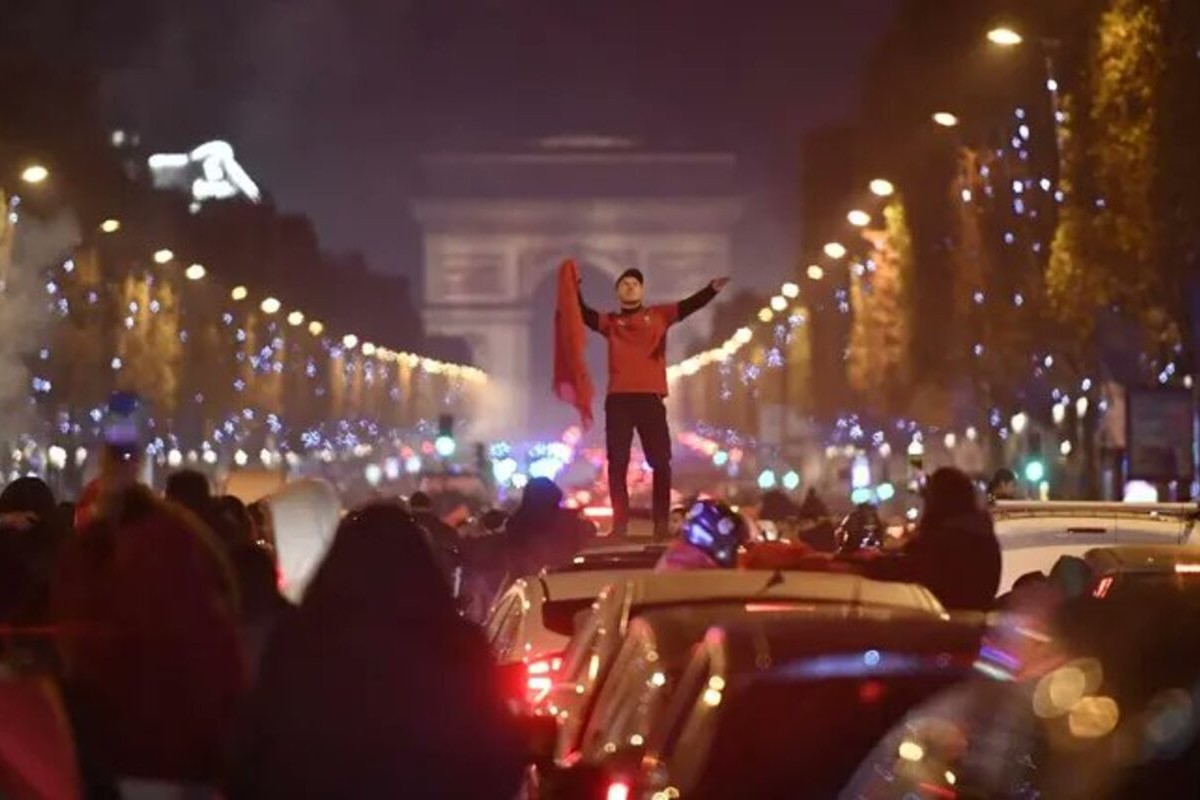 Una joven de 17 años muere en el norte de Francia y al menos diez personas son detenidas en París tras la victoria ante Marruecos en el Mundial