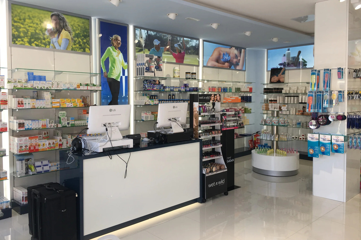 El Gobierno de Canarias (CC y PP) lanza una oferta de trabajo en una parafarmacia de Mogán que exige el conocimiento de árabe
