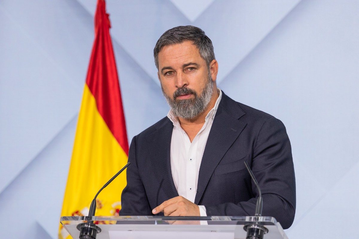 Santiago Abascal denuncia la «emergencia inmigratoria» que sufre Ceuta con la connivencia de Pedro Sánchez y Vivas (PP): «El ‘efecto llamada’ se ha multiplicado»