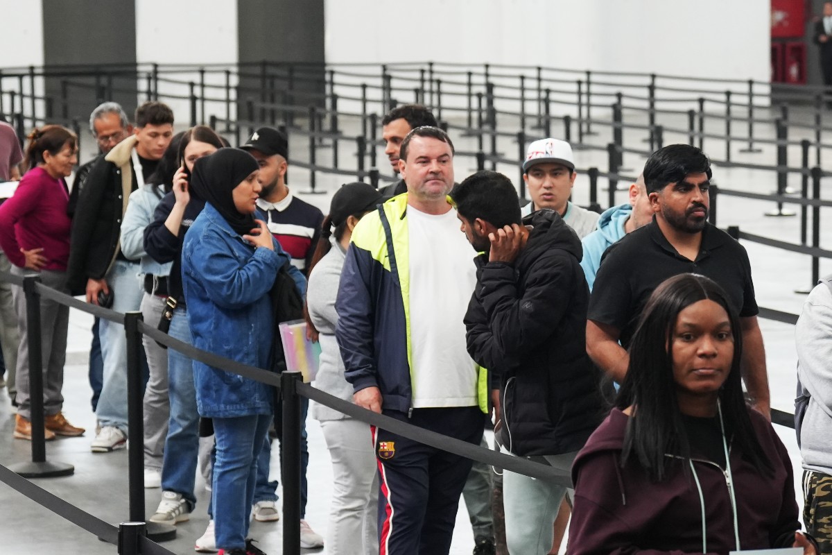 Colombia y Marruecos concentran la mayor parte de las solicitudes de «regularización» de inmigrantes ilegales
