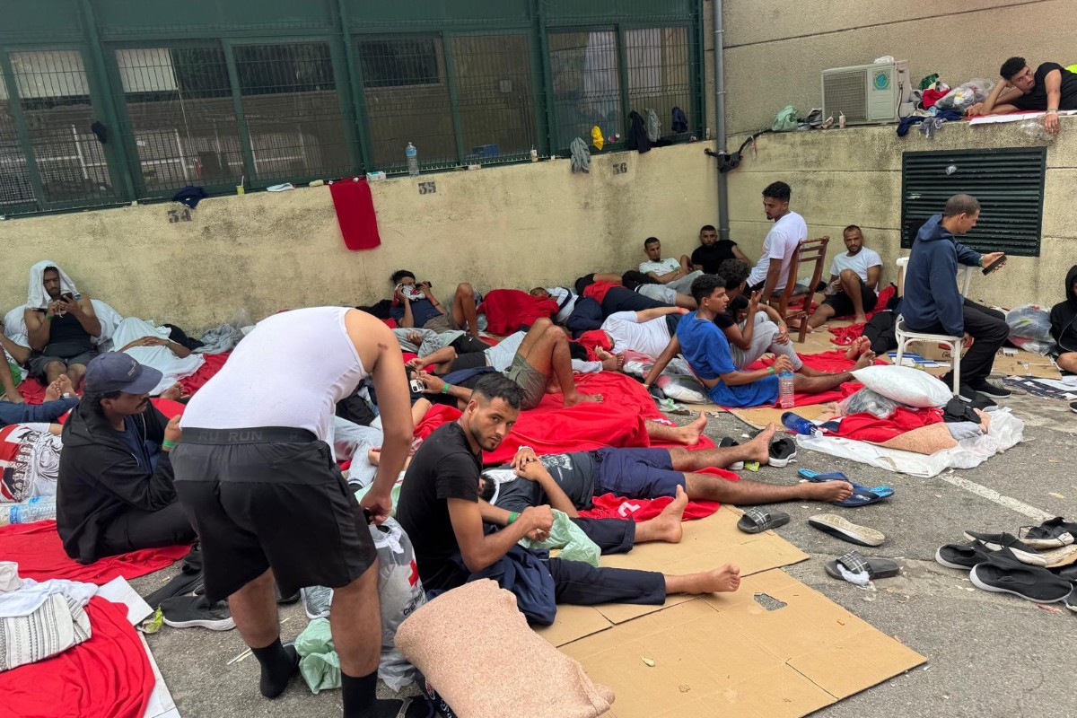 Invasión en Ceuta: entran más de 1.000 inmigrantes ilegales en una semana con la connivencia del Gobierno de Pedro Sánchez