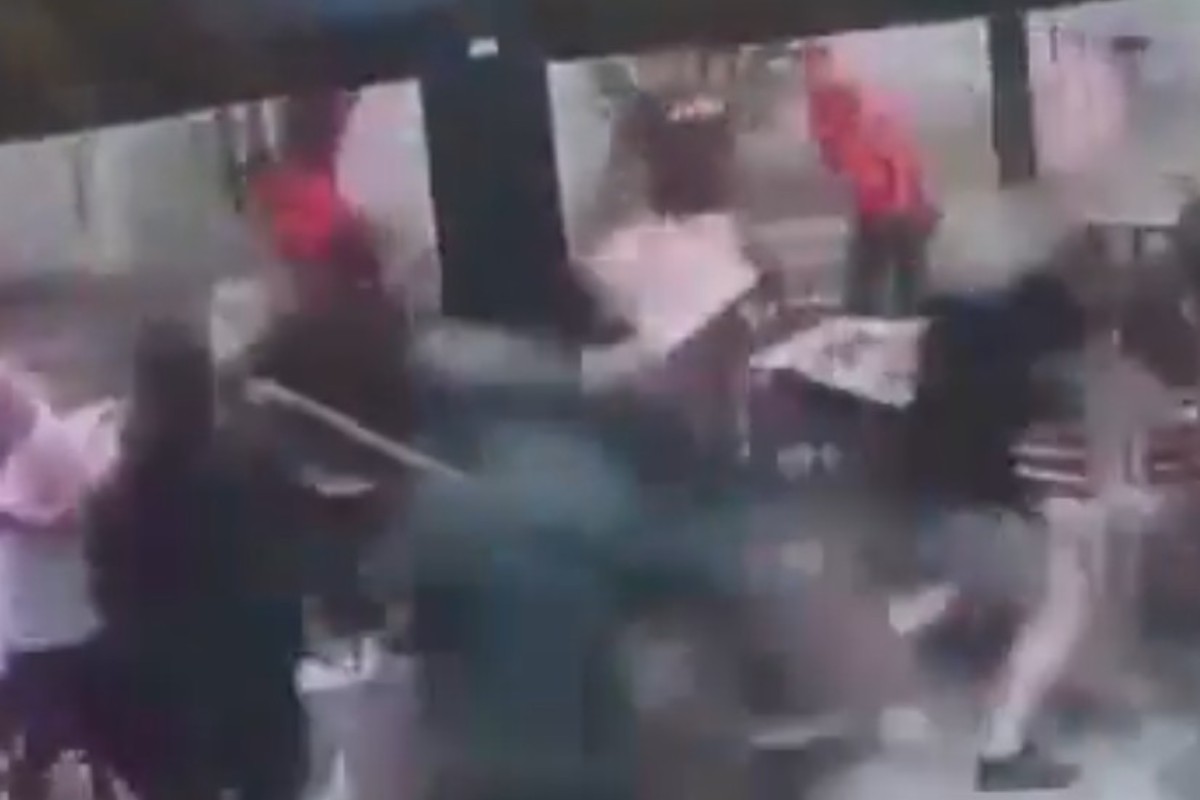 Los militares asaltados y agredidos por proetarras en Berriozar (Navarra) sufren traumatismos craneoencefálicos, cortes por cristales, y fracturas en codos y muñecas