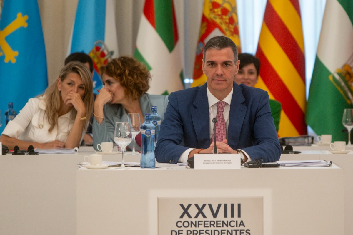 Las autonomías triplicarán su gasto en intereses de la deuda hasta 11.528 millones en 2029 por el aumento de los tipos de interés