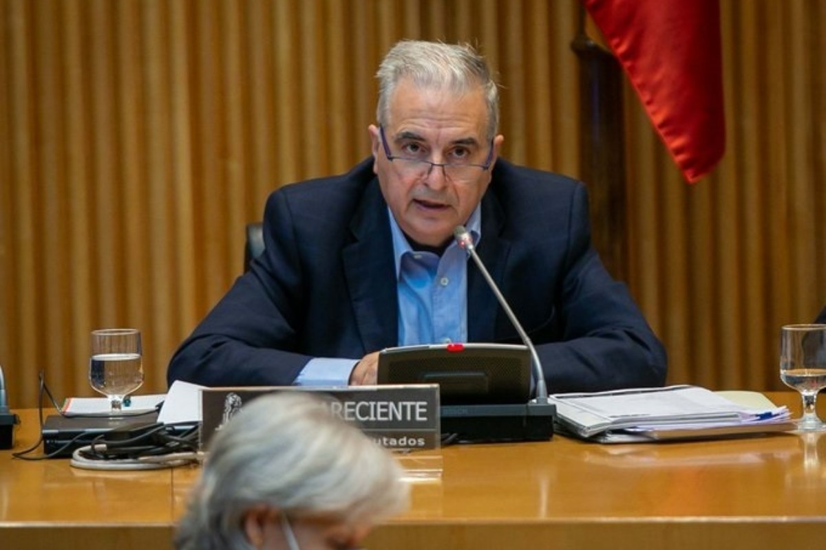 El Gobierno de Sánchez subvenciona a una fundación que difunde propaganda antinuclear, cuyo presidente además es asesor de Sumar