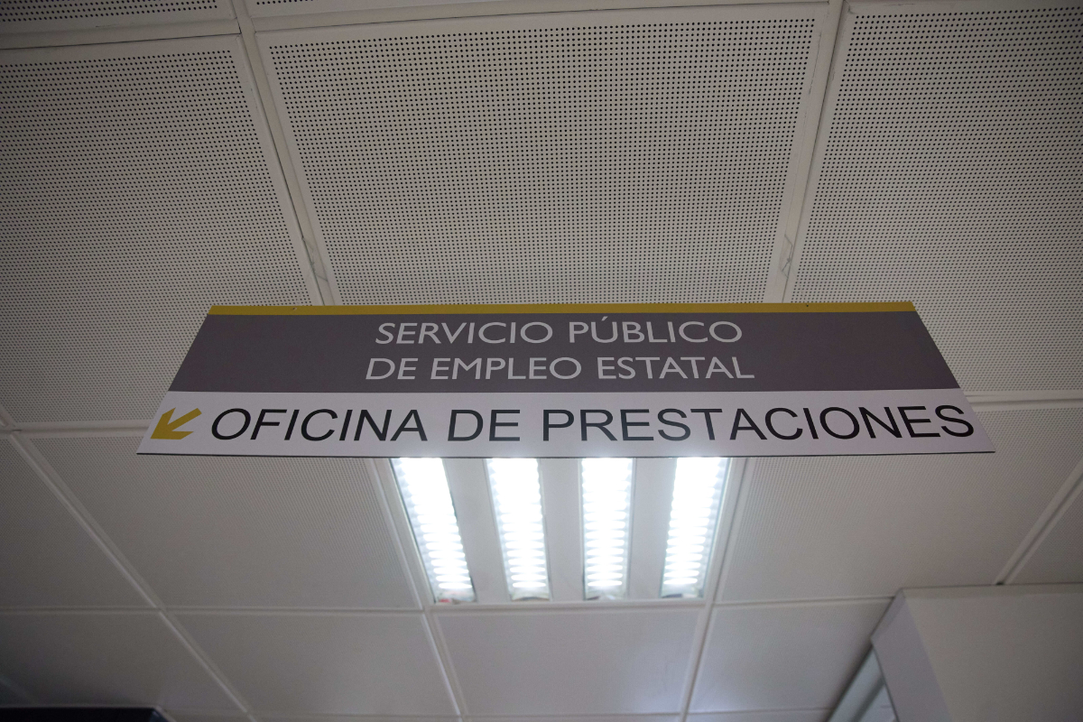 España se instala en el subsidio: 3,36 millones de personas se benefician ya de prestaciones que no exigen cotización previa