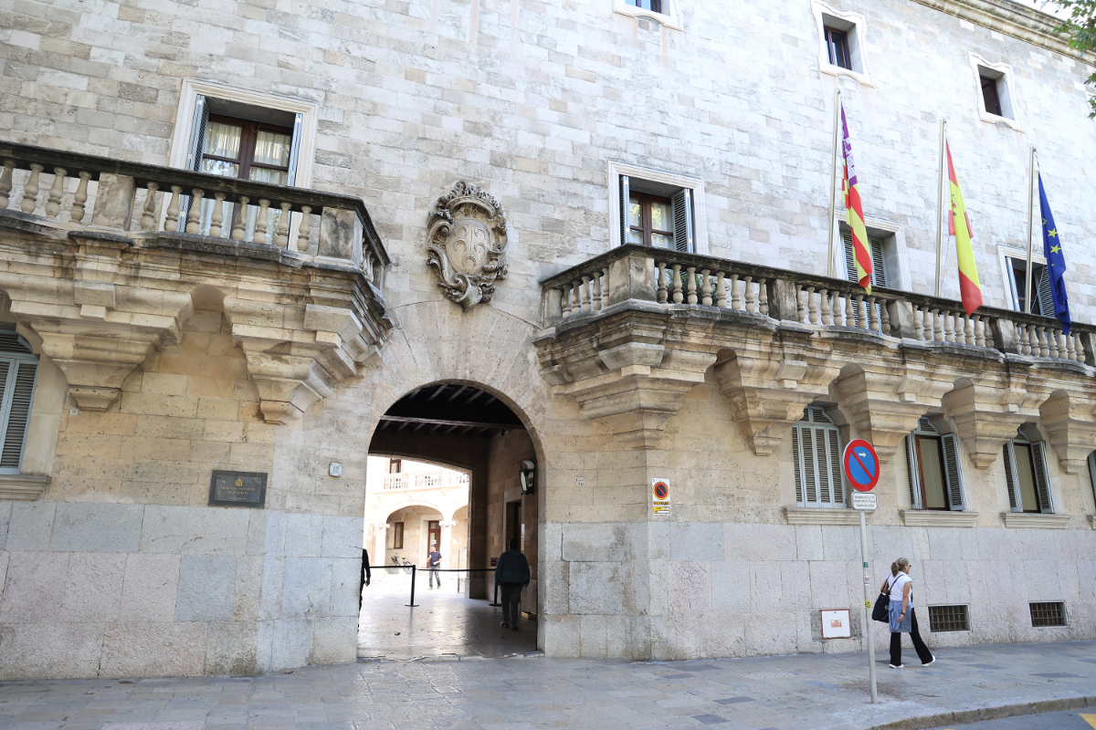 Condenan a un inmigrante argelino a cinco años de cárcel por intentar matar a un compañero con un «mataleón» en un centro de menores de Palma