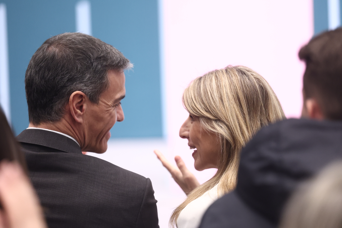 El Gobierno de Sánchez paga 15.000 euros por un estudio que promueve «delegados ambientales» en las empresas y formación LGTBI para las planillas