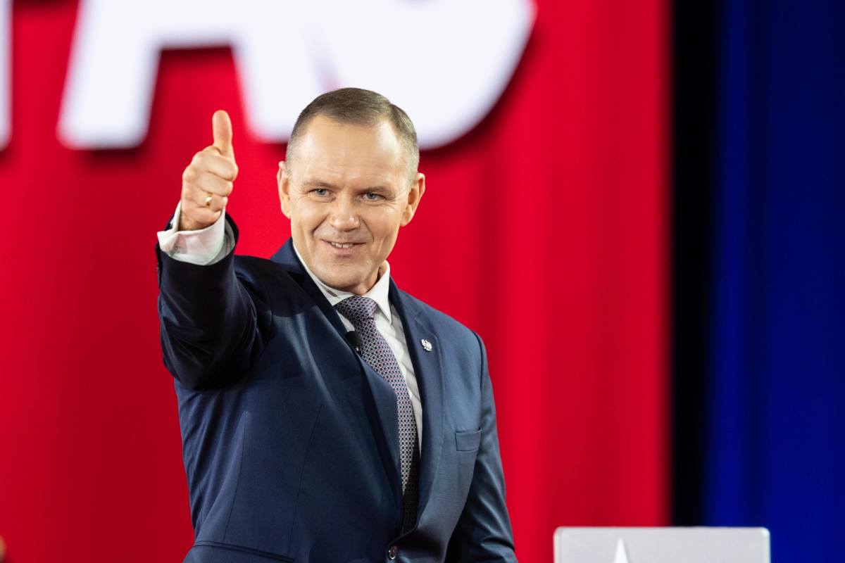 El fenómeno Nawrocki sacude Polonia: cumple un año como presidente con un 56% de aprobación y pone a Tusk a la defensiva