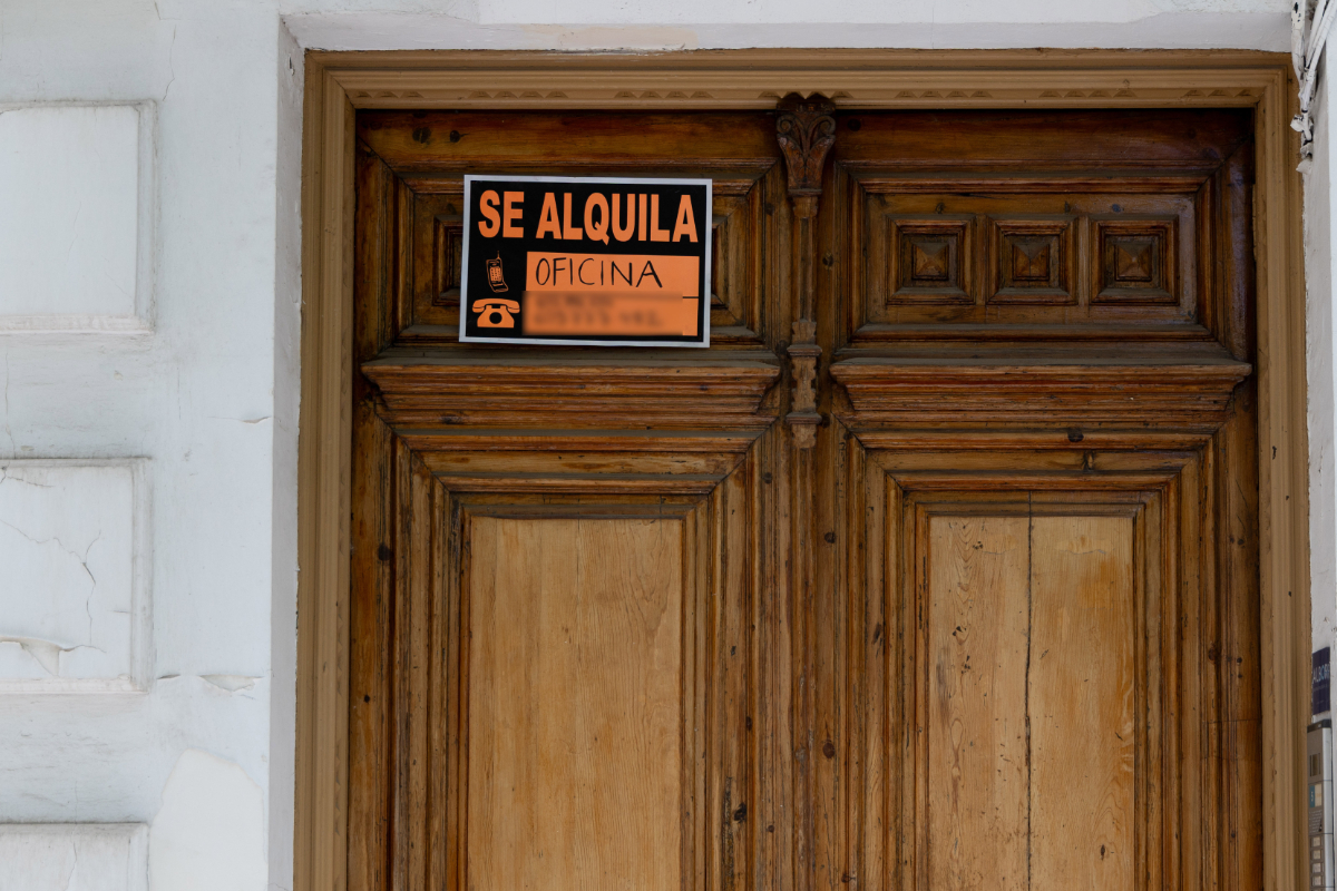 La asfixia del alquiler se agrava en España: una de cada seis viviendas desaparece del mercado en menos de 24 horas