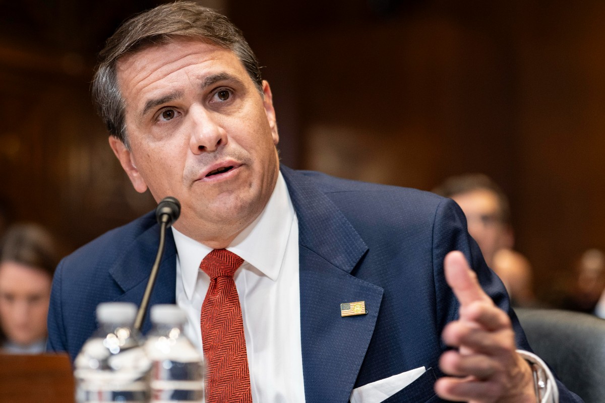 Trump designa a su fiscal general para encabezar la delegación que asistirá a la toma de posesión del patriota De la Espriella en Colombia