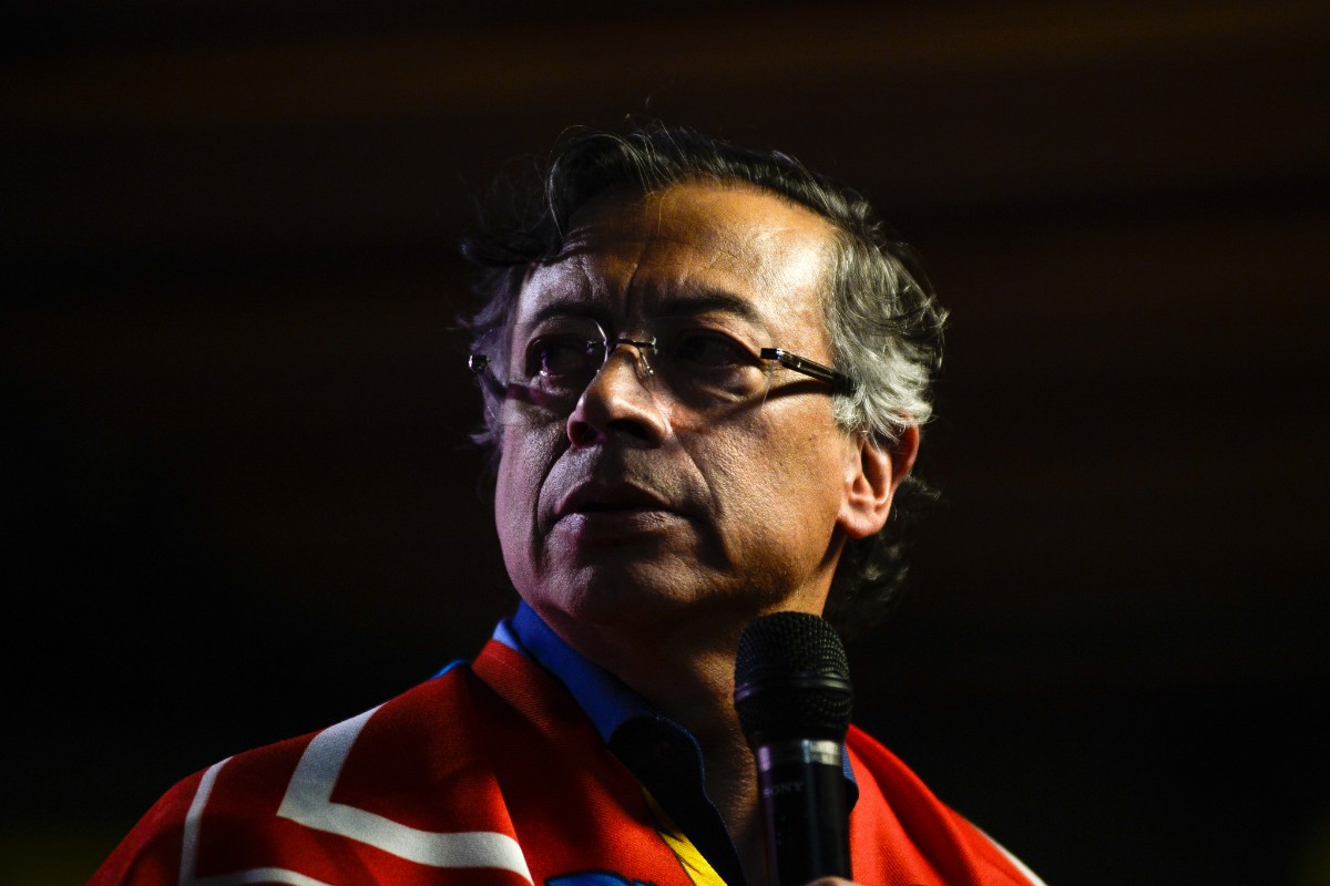 Gustavo Petro solicita permiso al Senado de Colombia para irse del país por un año debido a motivos «personales»