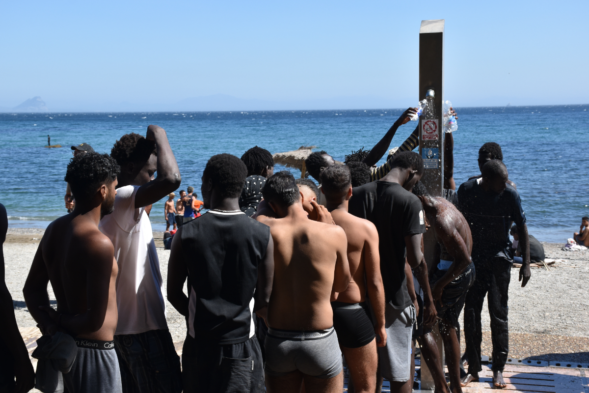 Las plataformas de Meta alertan a quienes buscan información sobre inmigración y los dirige a recursos de la ONU para «mudarse a otro país»