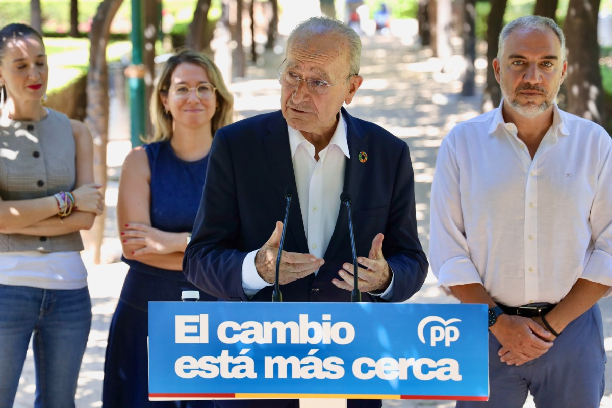 El alcalde de Málaga (PP) propone financiar un programa de becas para que los marroquíes no emigren a Ceuta