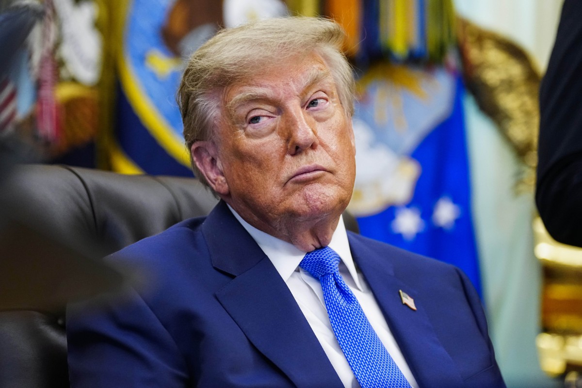Trump asegura que EEUU tiene «control total» sobre Ormuz y que el régimen de Irán atraviesa una crisis económica: «No tienen dinero»