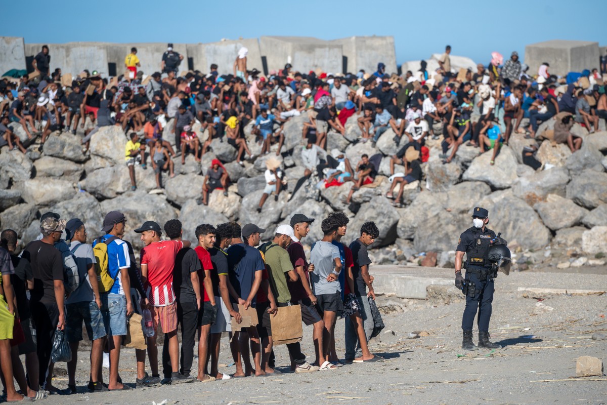 La Policía alertó del «riesgo alto» de llegadas desde Marruecos una semana antes de la invasión de Ceuta