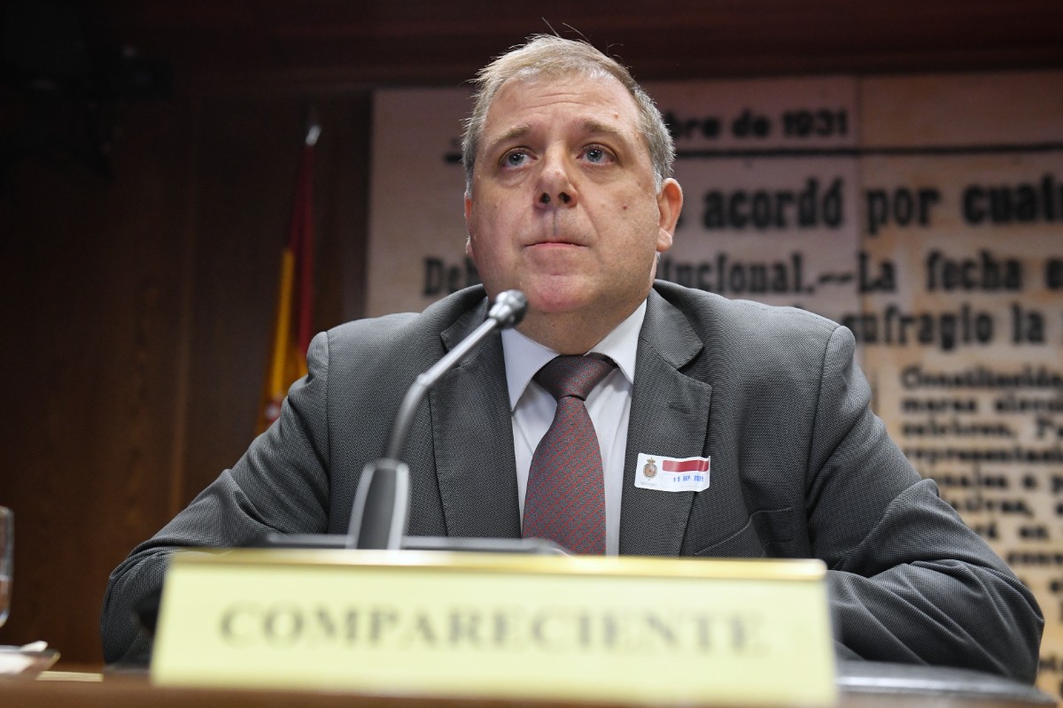 El juez cita al ex jefe de gabinete de Sánchez para clonar su móvil por su participación en la cloaca del PSOE