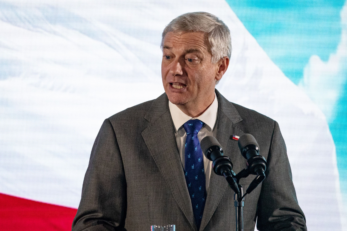 Kast anuncia una reforma constitucional para luchar contra el crimen y garantizar la seguridad en Chile