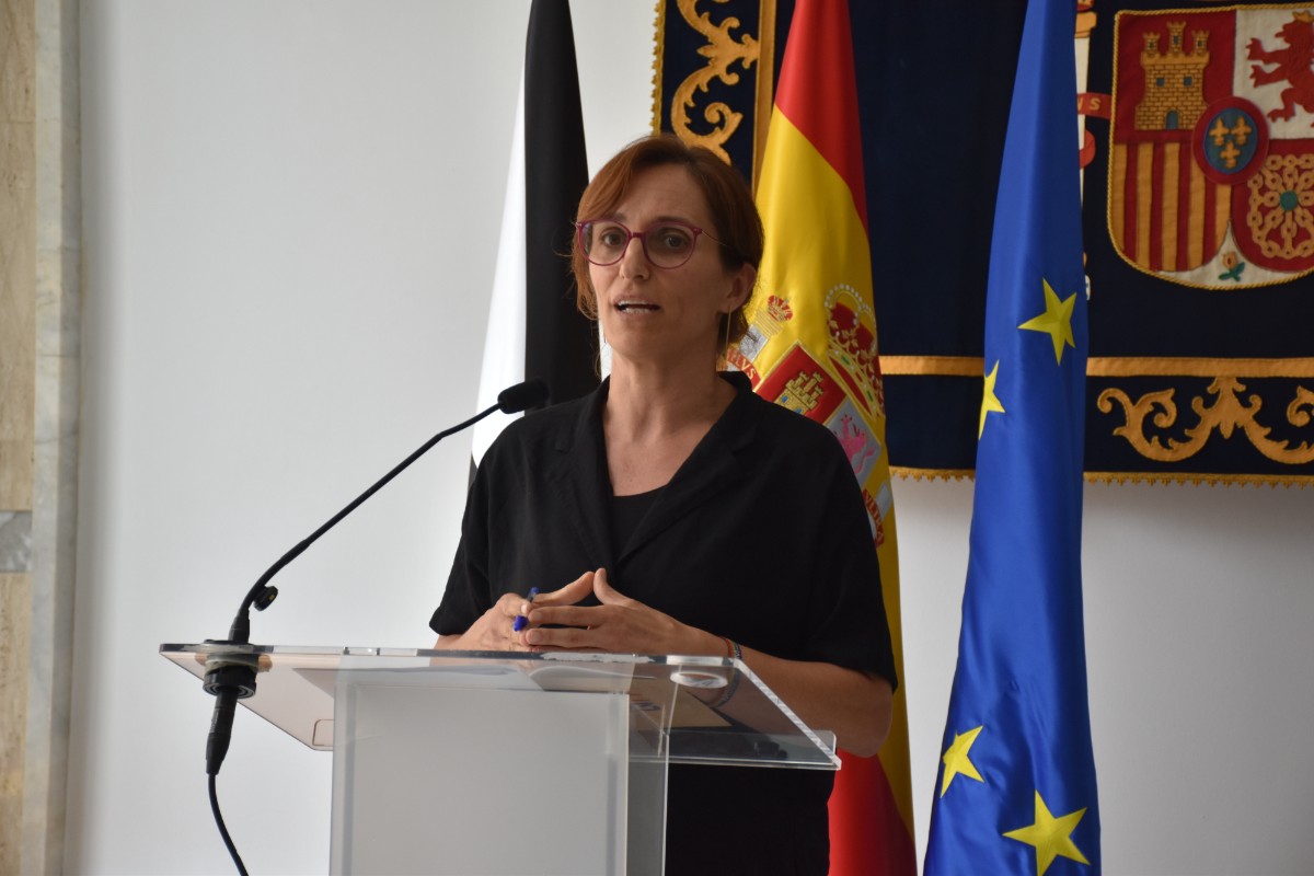 Mónica García niega que haya un «colapso sanitario» de Ceuta aunque ve riesgo en la salud pública por el «hacinamiento» de los inmigrantes ilegales