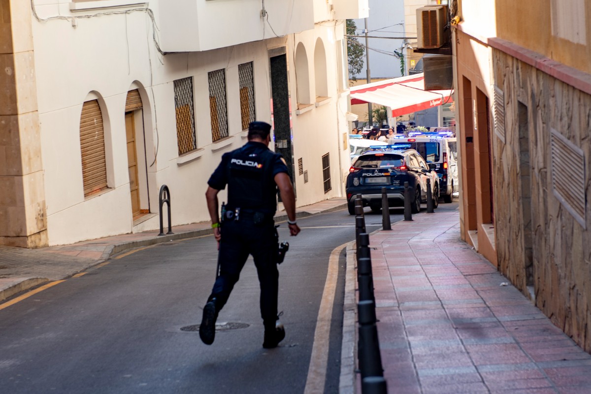 Un documento interno de la Policía Nacional asume que la crisis de Ceuta se alargará hasta finales de noviembre