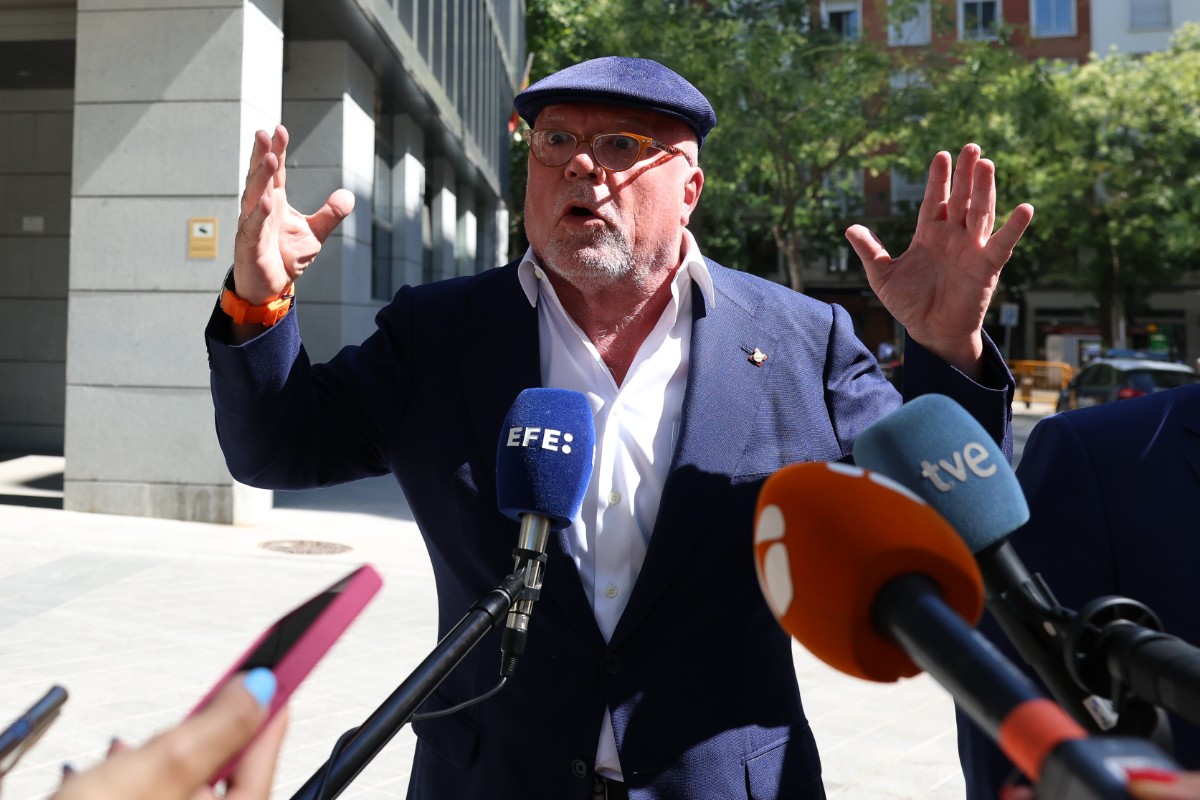 Villarejo y una posible explicación al asalto de Ceuta: «Marruecos infiltraba agentes en saunas gays para grabar a políticos del PSOE»