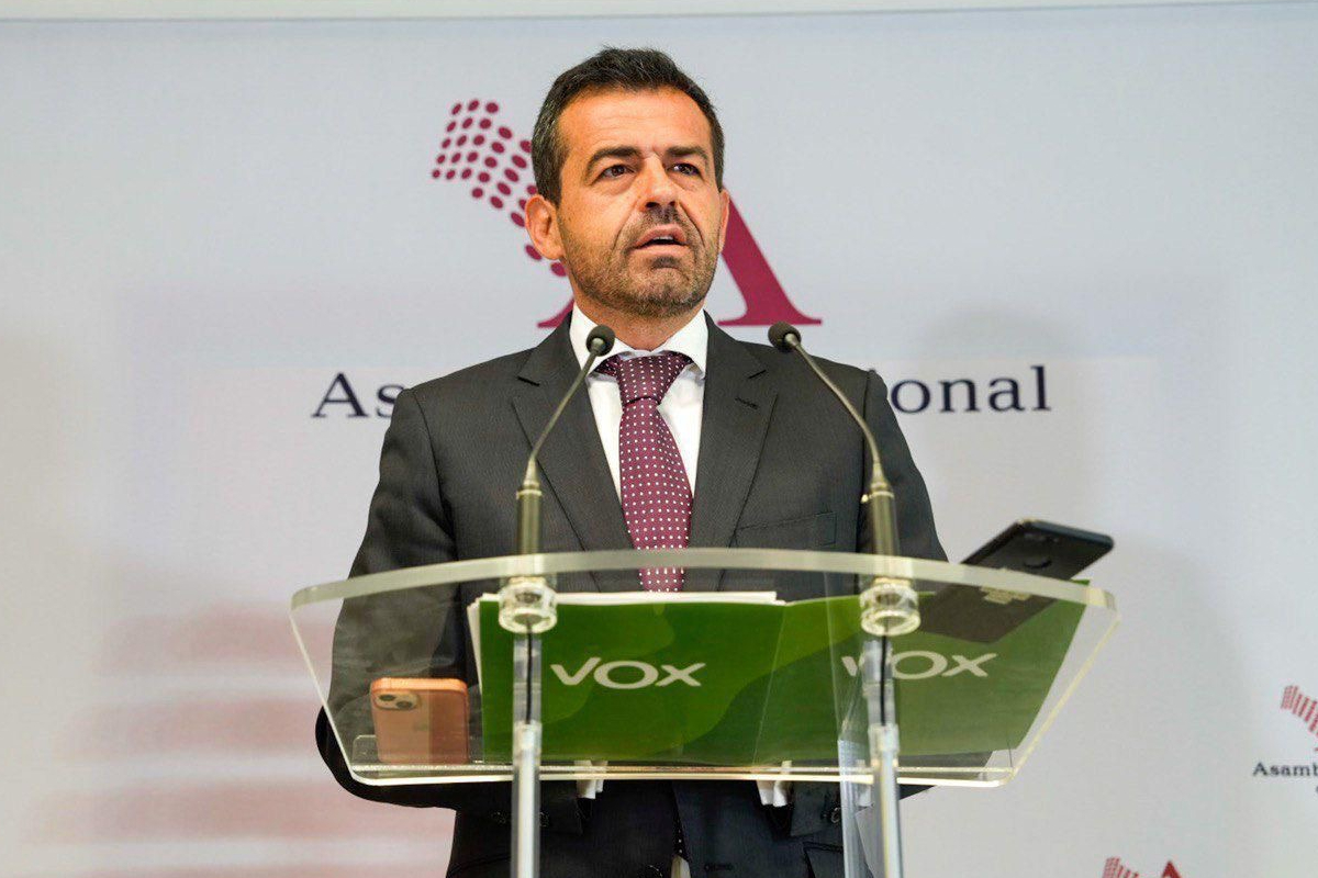 VOX reclama la puesta en marcha «inmediata» de un helicóptero sanitario permanente para la Región de Murcia