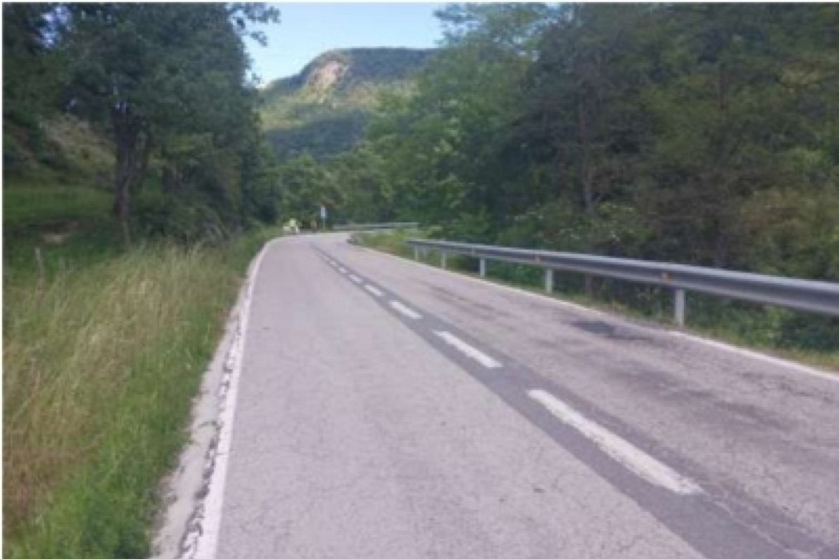 Guardias civiles de tráfico confirman que el mantenimiento de las carreteras también está abandonado: «Este año ni siquiera las limpian»