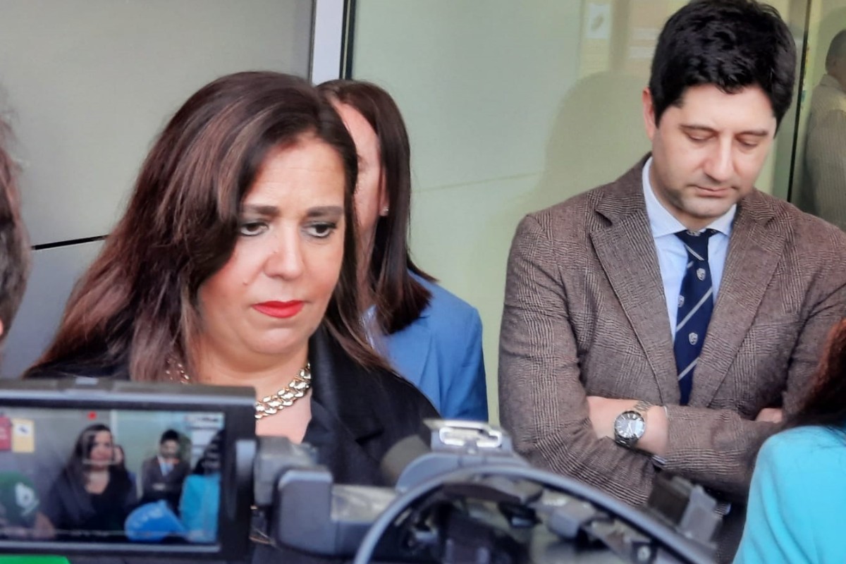 La juez del hermano de Sánchez se persona contra la «cloaca del PSOE» y denuncia que contactaron con clanes de la droga para intentar desacreditarla