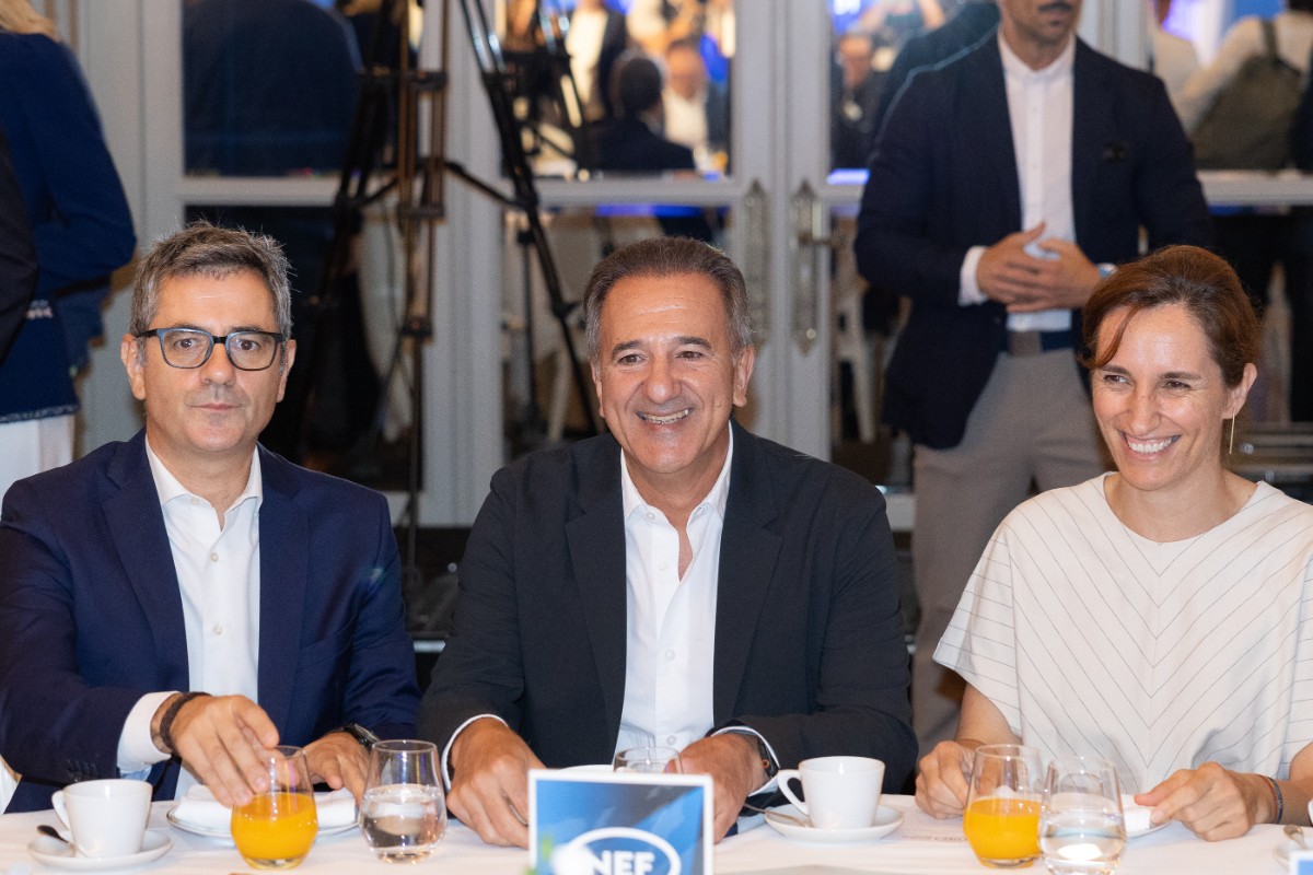 Indignación por un tuit de la Delegación del Gobierno en Madrid promocionando La Séptima, la nueva TV al servicio de Sánchez