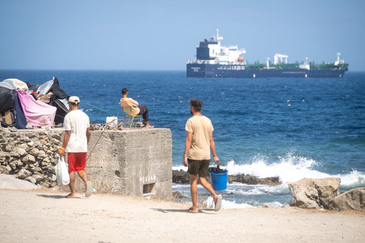 Las cifras de la invasión de Ceuta: el puerto de la ciudad autónoma pierde más de 57.000 pasajeros en agosto y registra su peor dato desde 2012