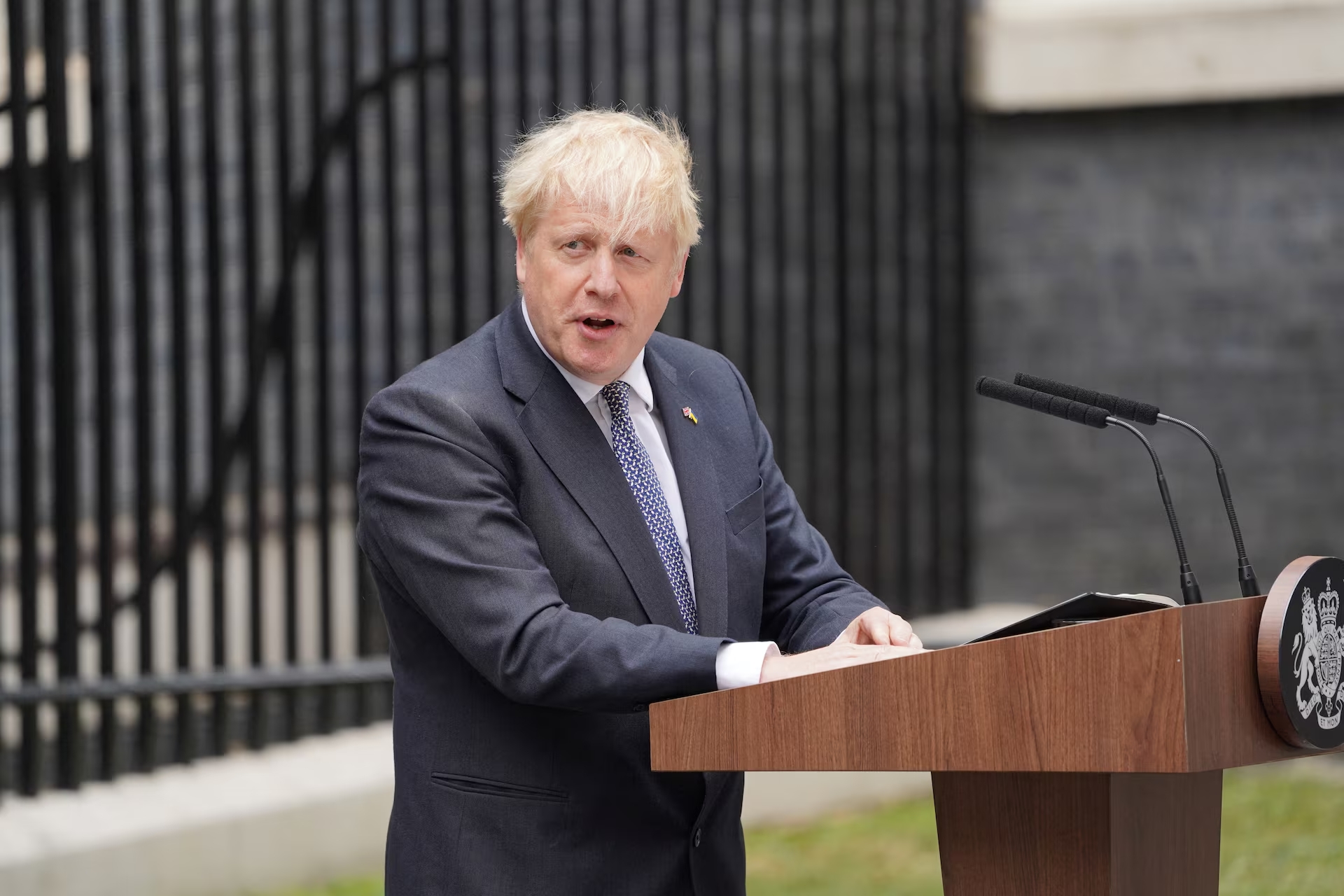 Boris Johnson sobrevive por minutos un ataque ruso contra un tren que viajaba detrás del suyo en Ucrania