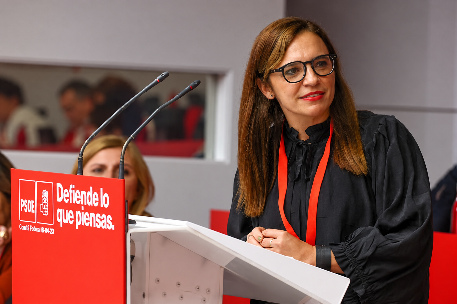 La líder del PSOE en Argentina que buscó votos de muertos para Pedro Sánchez en 2023 también pidió que lo hiciesen con el pasaporte caducado