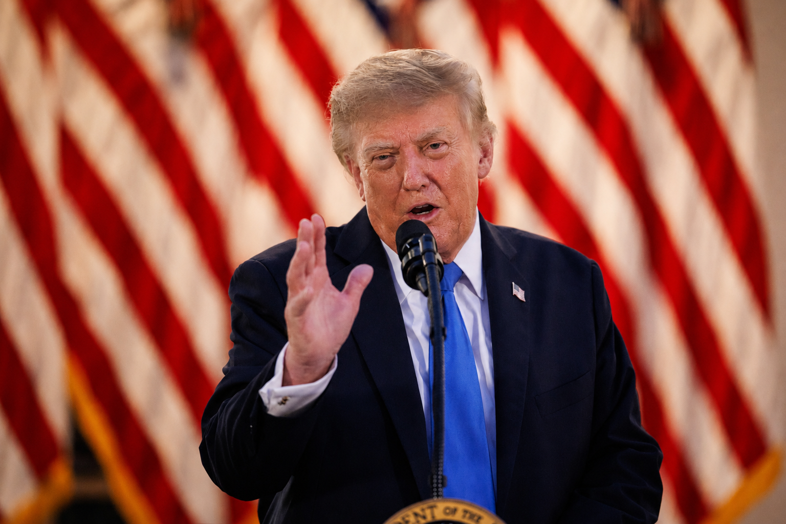 Trump cree que España es un «país arruinado» y afirma que «nunca ha visto algo parecido» a la invasión de Ceuta