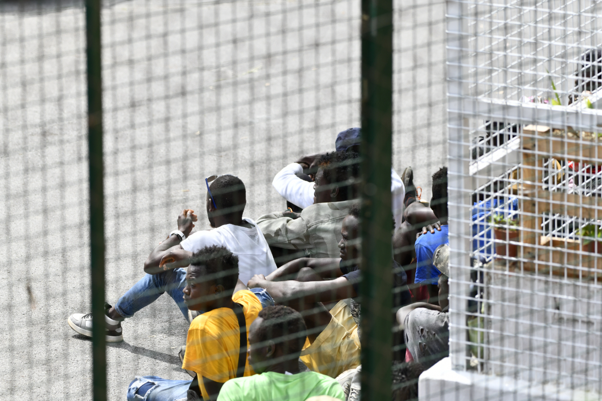 Seis inmigrantes detenidos en pocas horas en Ceuta por robos, allanamientos, amenazas y falsedad documental
