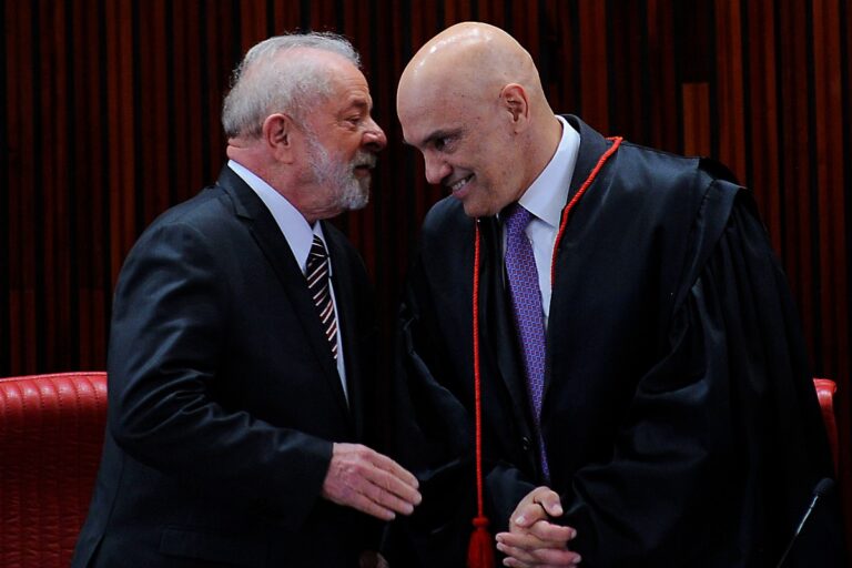 El escándalo que vincula al juez Alexandre de Moraes con un banquero preso por corrupción obliga a Lula da Silva a pedir una investigación del caso