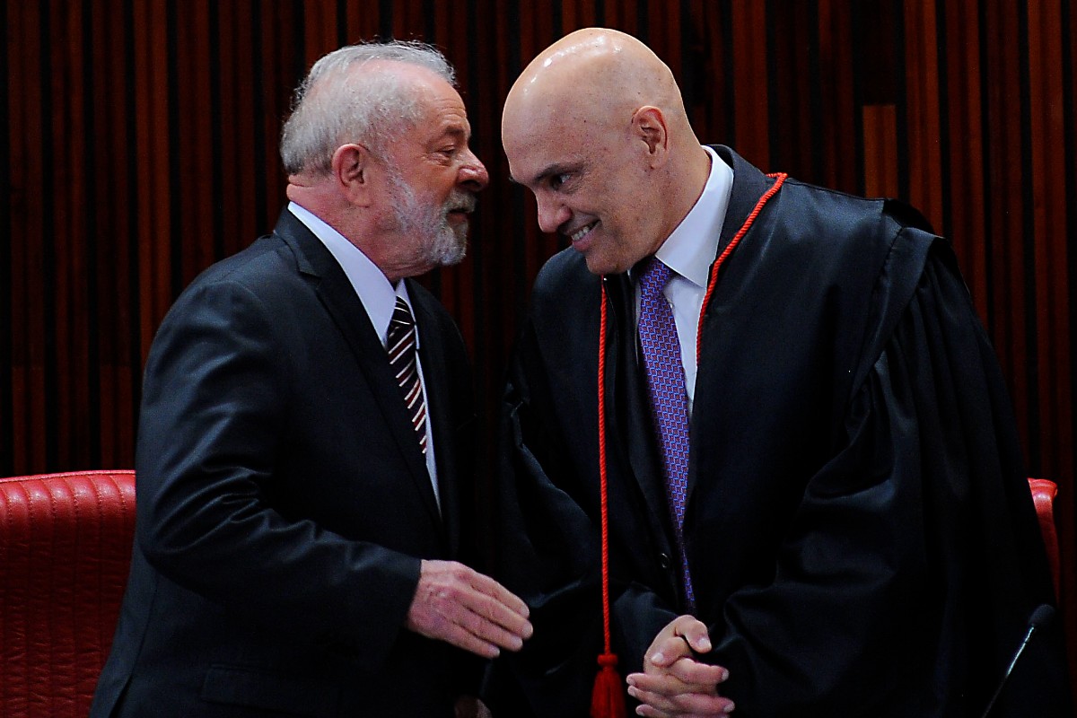 El escándalo que vincula al juez Alexandre de Moraes con un banquero preso por corrupción obliga a Lula da Silva a pedir una investigación del caso