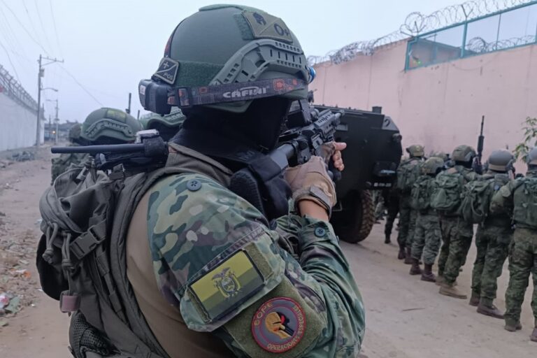 Golpe al narcotráfico en Ecuador tras un operativo conjunto con EEUU que deja al menos 30 integrantes del Cártel Jalisco Nueva Generación detenidos