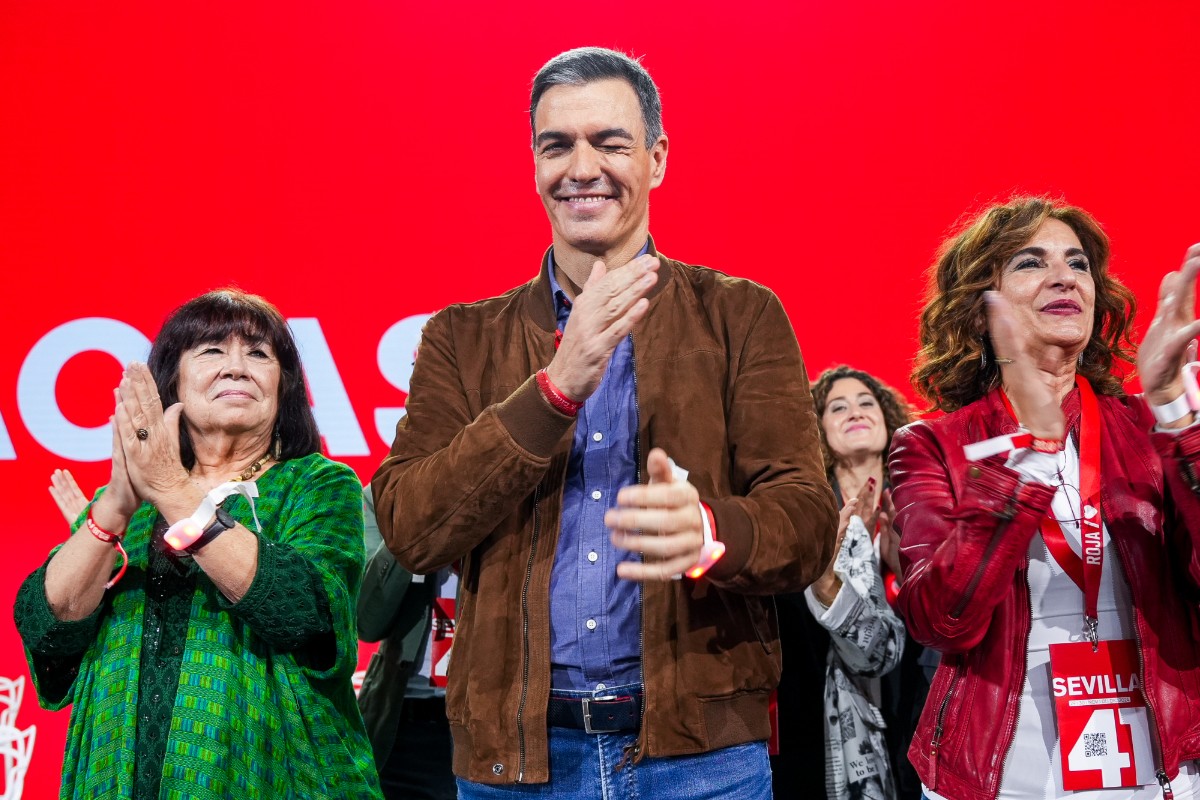 Las donaciones al PSOE se hunden un 57% hasta 49.000 euros en plena investigación por el presunto «pitufeo»