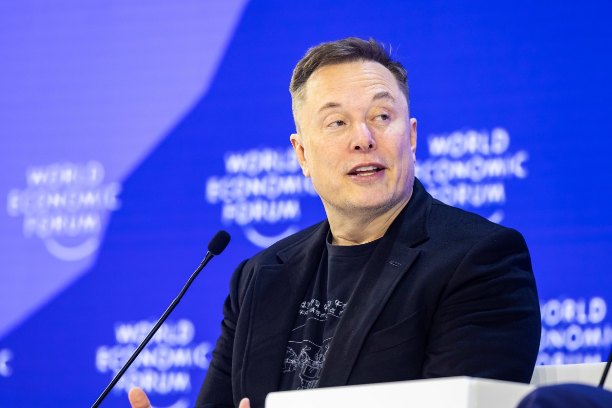 Musk llama a las empresas de IA a cooperar para reforzar la seguridad del sector tras las denuncias sobre el peligro que representa dicha tecnología