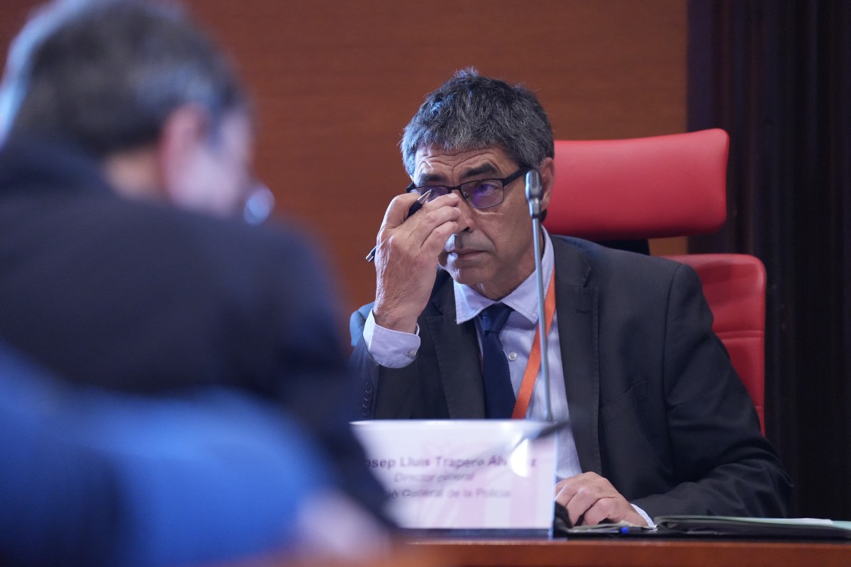 Trapero dimite al frente de la Policía catalana tras las presiones de ERC, Junts, Comunes y la CUP