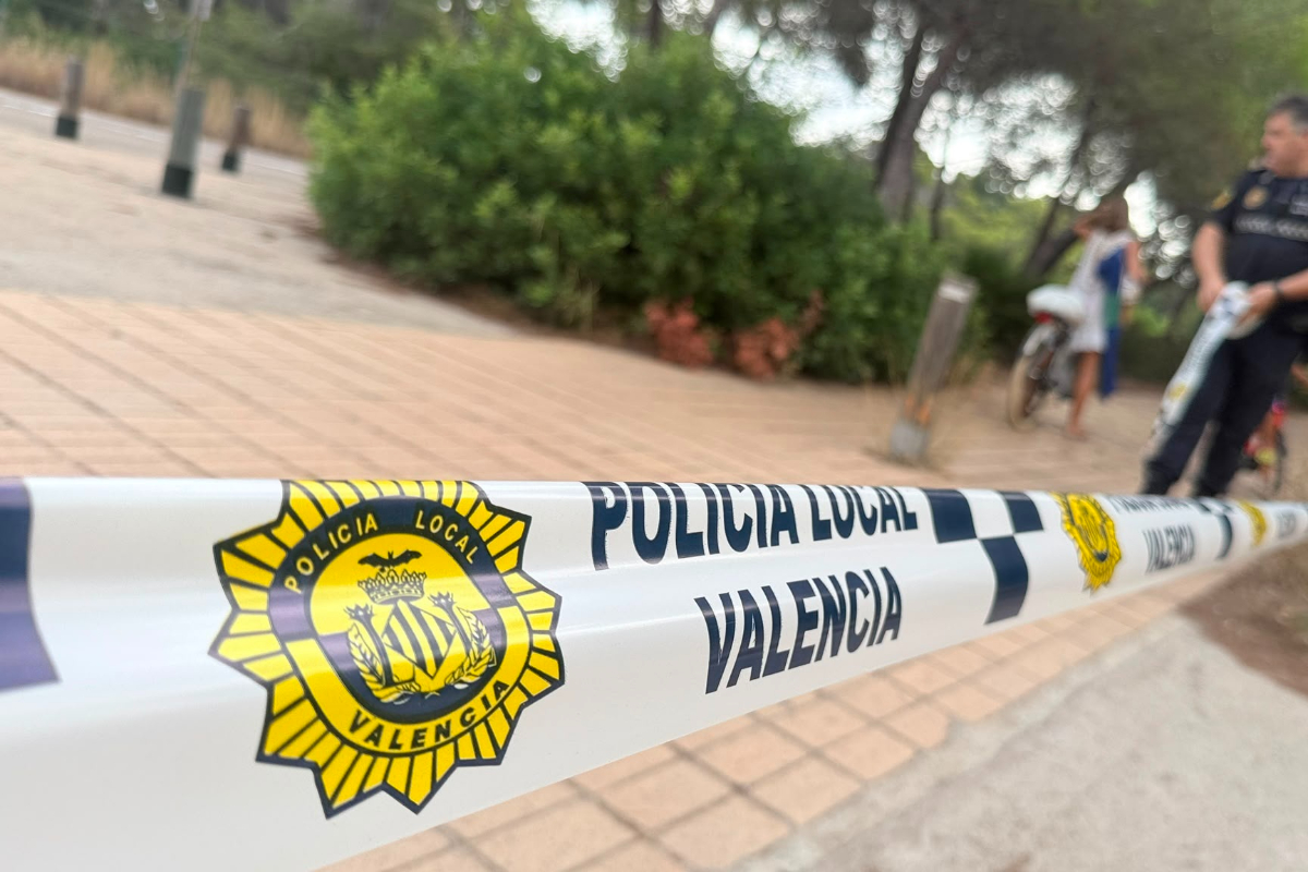 Detenido un argelino por apuñalar a un hombre tras disputarse el lugar donde pedían limosna junto a una iglesia de Valencia
