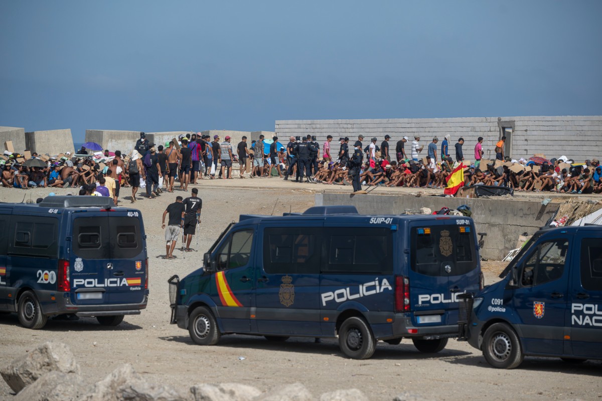 La Policía asegura que la invasión a Ceuta fue una operación planificada por gendarmes marroquíes para vulnerar la soberanía territorial de España