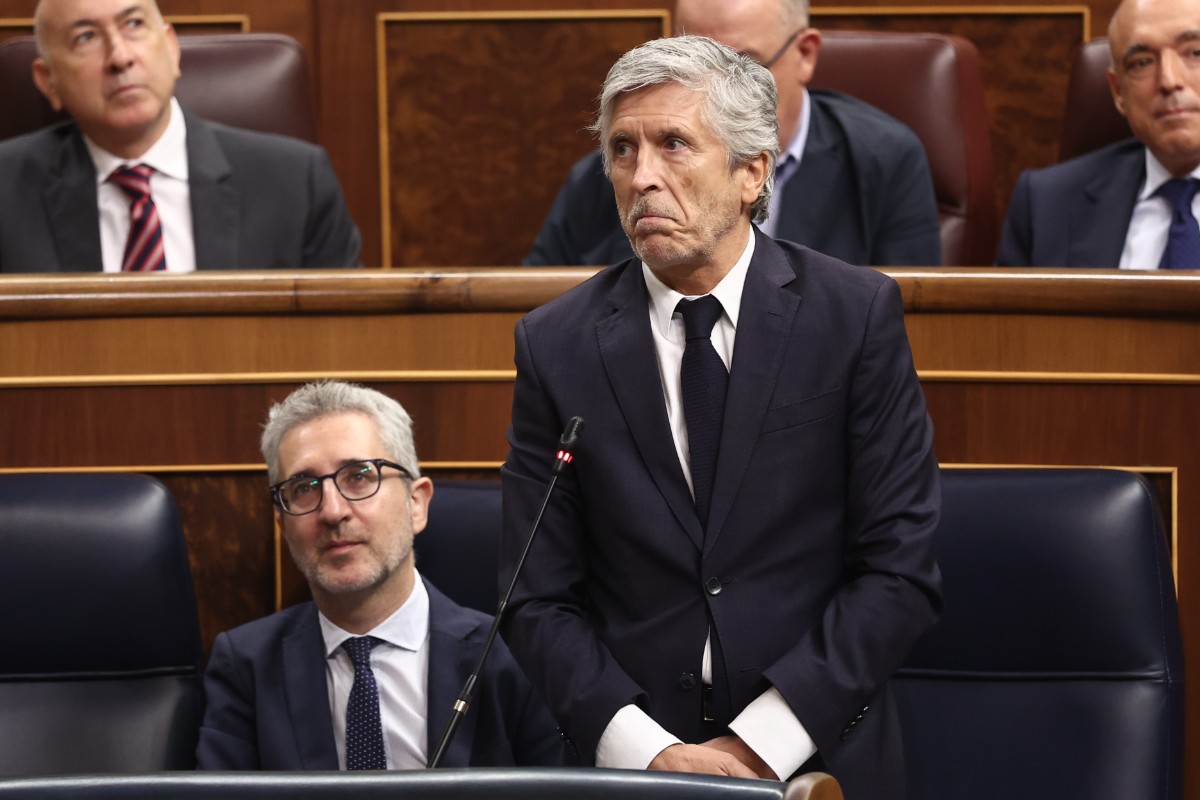 Los documentos desclasificados cercan a Marlaska al revelar que Interior conocía el asalto a Ceuta 24 horas antes