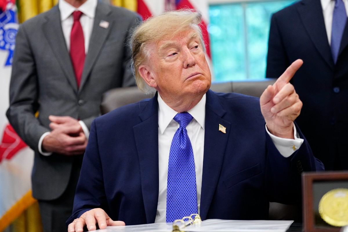 Trump anuncia construcción de «la mayor planta siderúrgica en la historia» de los Estados Unidos