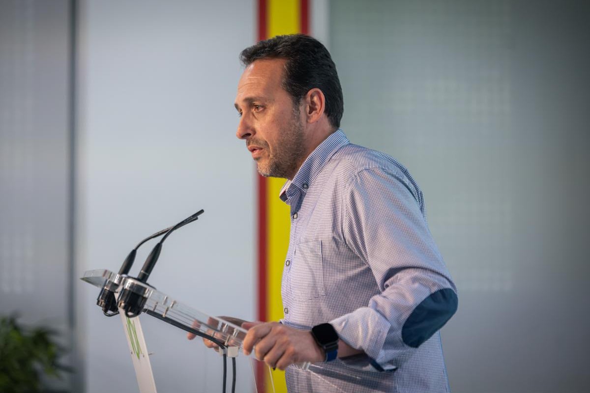 Redondo (VOX) denuncia que Ceuta lleva «40 días de invasión» y que la situación «se degrada por horas»