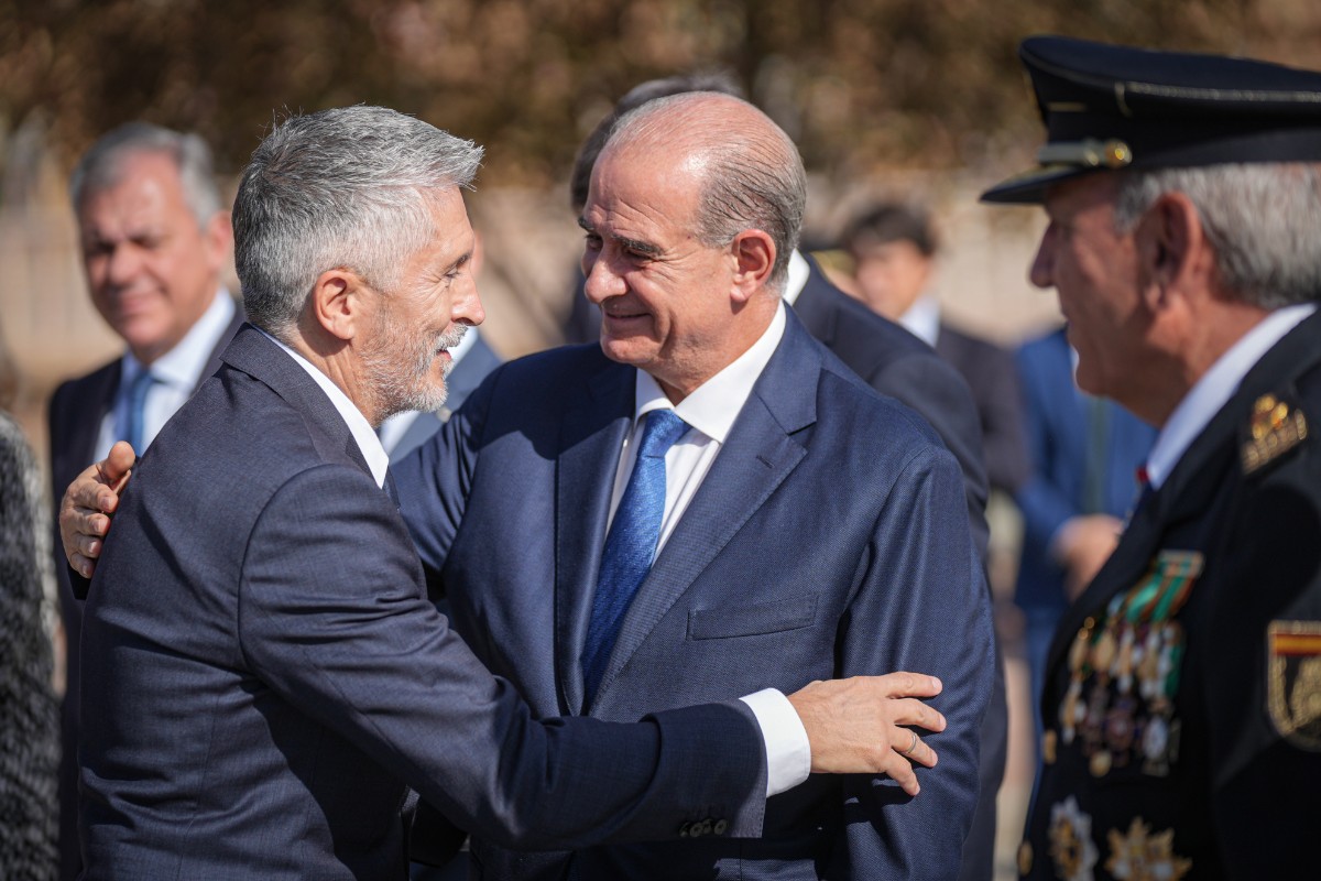 Sindicatos policiales critican la «humillación institucional» de Interior por el reparto de medallas: «Ha negado el reconocimiento oficial a los mandos»
