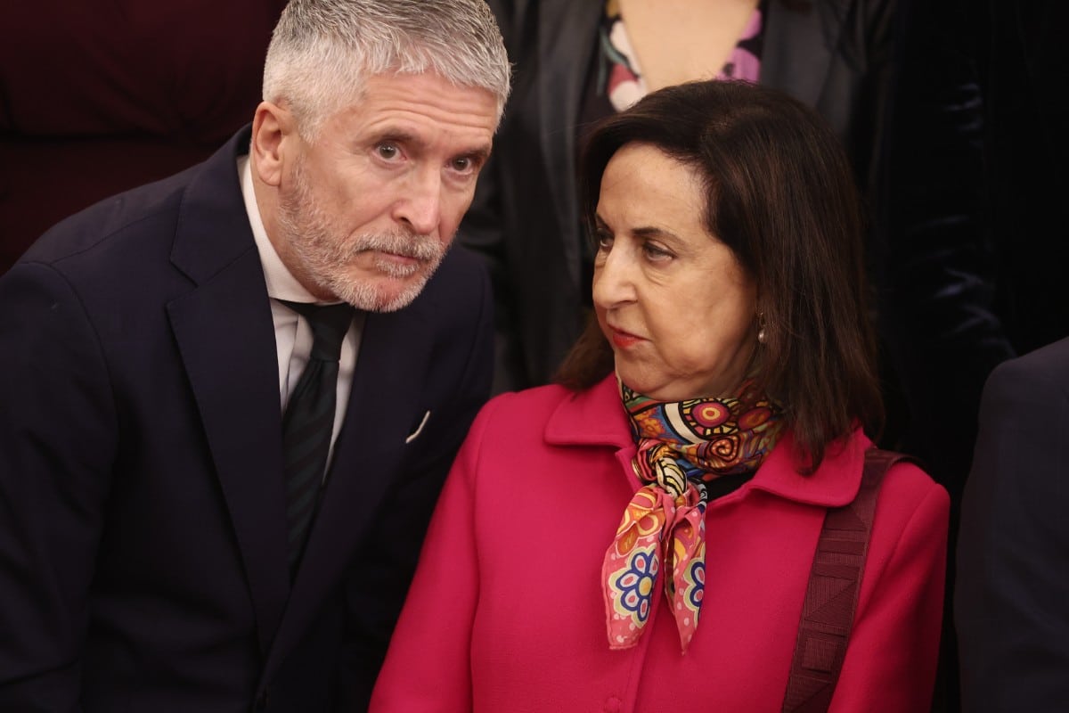 Siguen los «puñales» en Moncloa: investigan si Margarita Robles ocultó a Marlaska informes clave sobre Ceuta