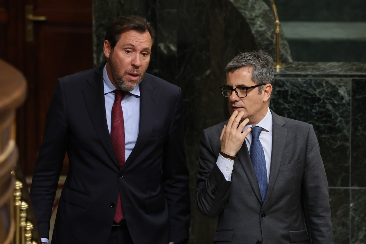 Varapalo judicial al Gobierno de Sánchez: la Audiencia Nacional paraliza el campamento en el Puerto de Ceuta para acoger a invasores