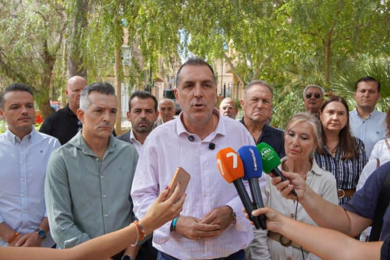 Samuel Vázquez (VOX) exige «repatriación, deportación y remigración» tras la agresión a un hombre de 81 años en Lorca