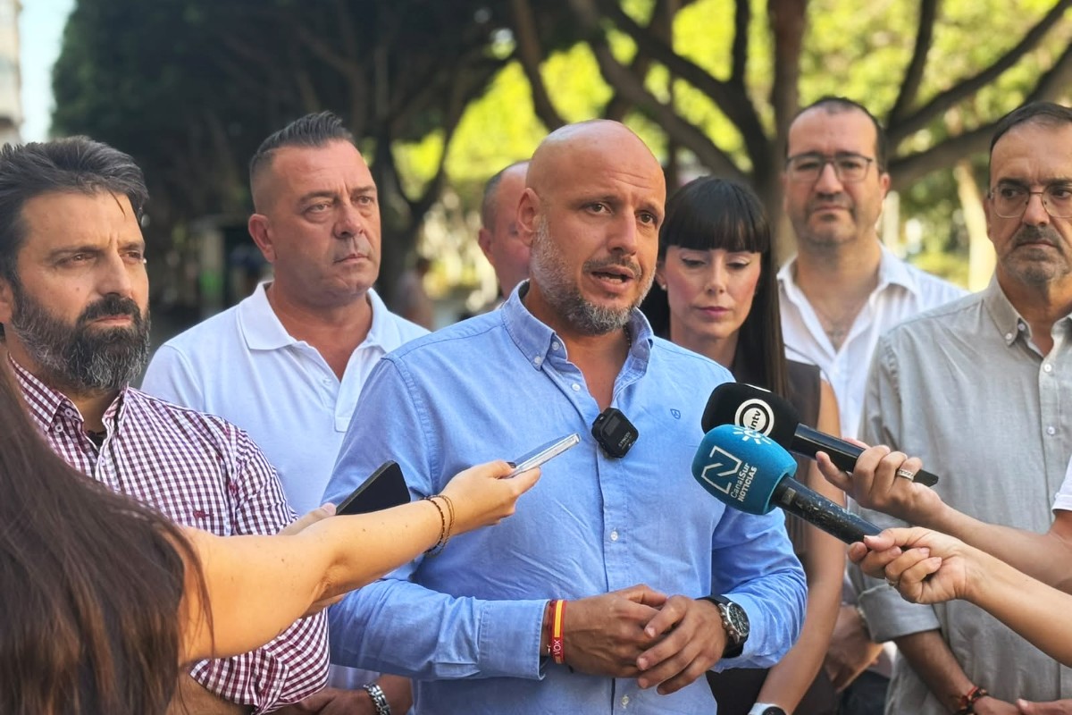 El portavoz de Campo de VOX, Rodrigo Alonso, exige en Almería la suspensión inmediata del acuerdo comercial de la UE con Marruecos
