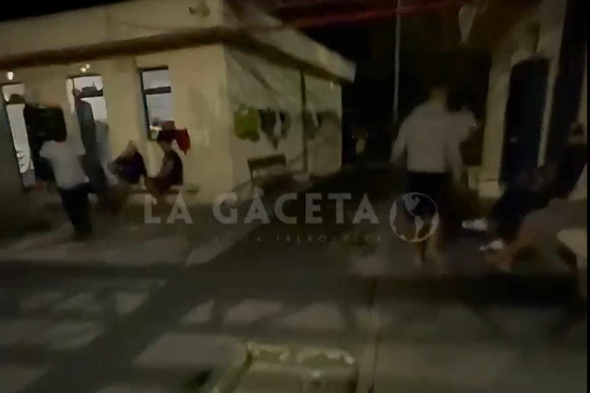 Violento motín en el CETI de Ceuta: reyerta con pedradas entre marroquíes y argelinos, y un vigilante de seguridad agredido y trasladado al hospital